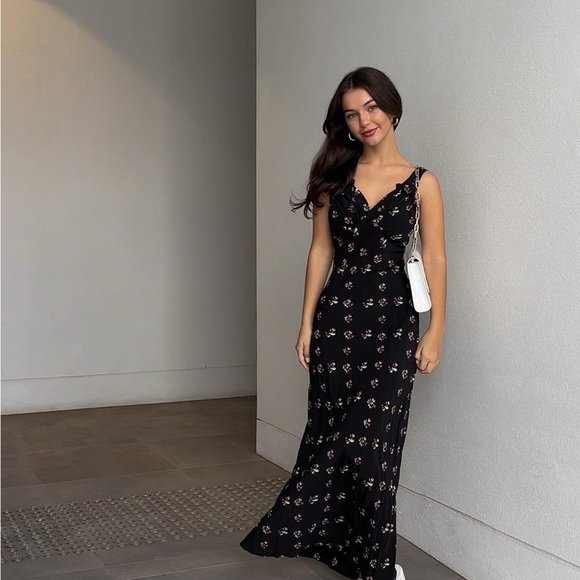 Realisation Par Dresses & Skirts - Realisation Par the Ivy Black Floral dress in Posy Size S🖤